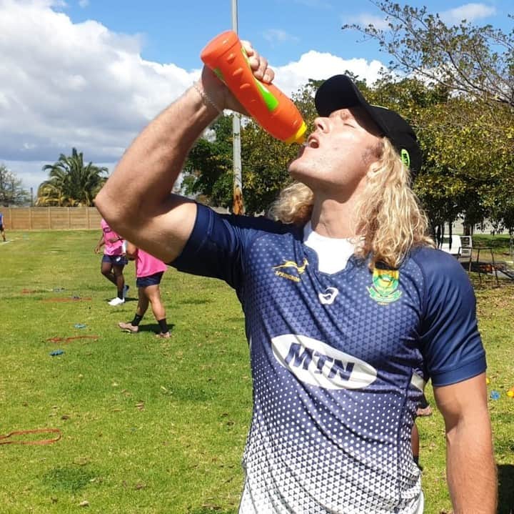 ラグビー南アフリカ代表さんのインスタグラム写真 - (ラグビー南アフリカ代表Instagram)「🟡 Springbok Gold squad in action - hydration supplied by @energadesa  #StrongerTogether #ChasingTheSun」9月28日 19時50分 - bokrugby