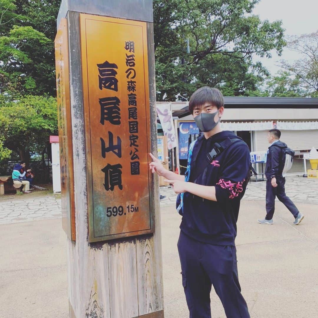 大地伸永さんのインスタグラム写真 - (大地伸永Instagram)「ぷら〜っと山へ登りに、  緑の豊かさ、自然の迫力  体に染み込ませてきました。  もうすぐ10月、頑張りましょー」9月28日 19時55分 - nobunaga_daichi