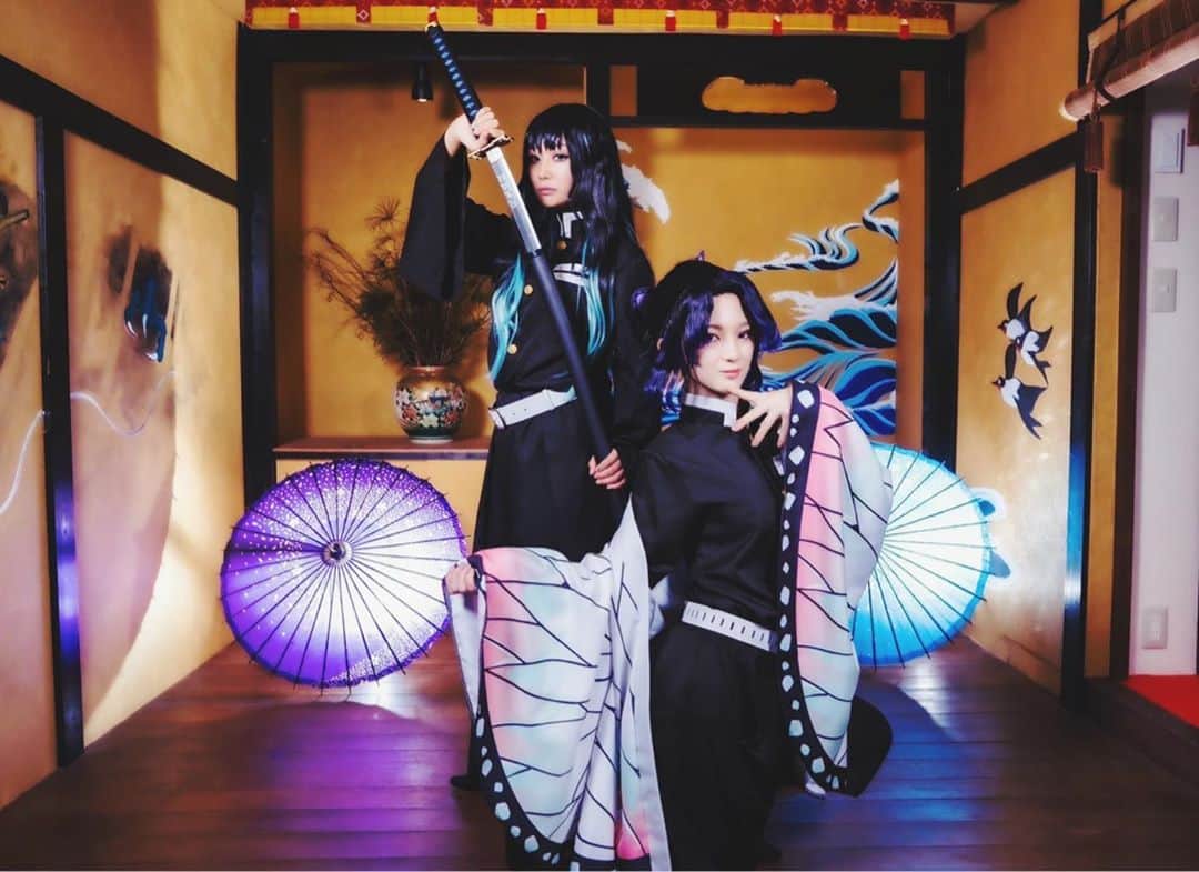 若月雅のインスタグラム：「【#鬼滅の刃／#コスプレ】 . . 🌫🦋🌫🦋🌫霞柱 ×  蟲柱🦋🌫🦋🌫🦋 . . 🦋(@vermilion_v3) . #cosplay #コスプレイヤーさんと繋がりたい  #レイヤー #時透無一郎 #胡蝶しのぶ  #カメラマンと繋がりたい」