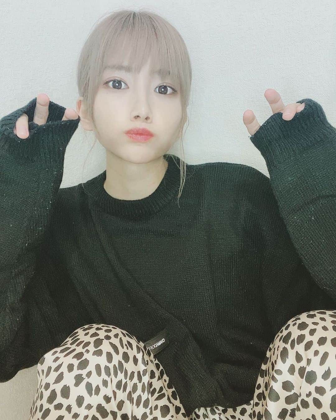 為近あんなさんのインスタグラム写真 - (為近あんなInstagram)「毛玉」9月28日 20時10分 - tamechika_anna