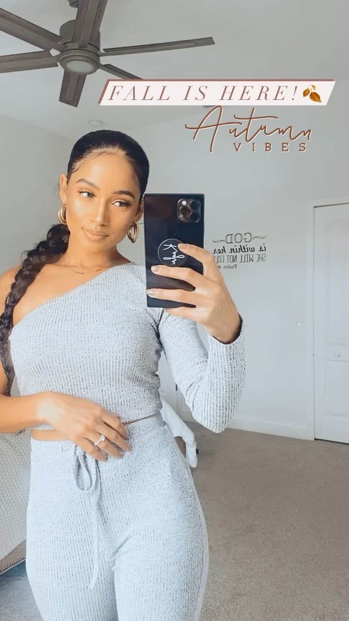 ケイラ・フィリップスのインスタグラム：「Which is your favorite fall outfit?? 🍂🤪 Sunglasses @shopkaylovely 🕶 Outfit #1  fashionnova Outfit #2  fashionnova Outfit #3  fashionnova Outfit #4  Target  Outfit #5  TopShop Outfit #6  Target」