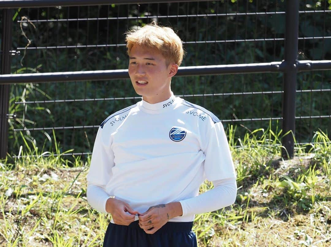 FC町田ゼルビアさんのインスタグラム写真 - (FC町田ゼルビアInstagram)「本日のトレーニングフォト(10枚)👟⚽️ スワイプしてね→📸 . 🗓9月28日(月) 1️⃣ #晴山岬 2️⃣ #橋村龍ジョセフ 3️⃣ #中島裕希 4️⃣ #下坂晃城 5️⃣ #土居柊太 6️⃣ #ノリエガエリック 7️⃣ #青木義孝 8️⃣ #福井光輝 9️⃣ #ジョンチュングン 🔟 #マソビッチ #ドリアンバブンスキー #ステファン  #FC町田ゼルビア #zelvia #Jリーグ #サッカー #スポーツ #soccer #football #jleague #町田 #svolme #トレーニング #イケメン」9月28日 20時31分 - fcmachidazelvia