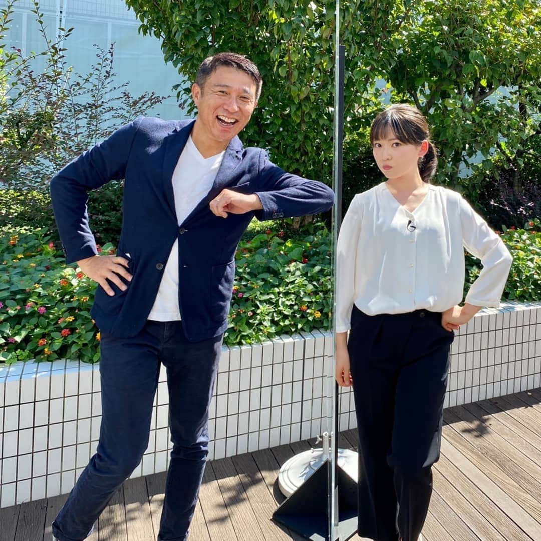 佐藤裕二さんのインスタグラム写真 - (佐藤裕二Instagram)「今日は、な、な、なーんと「ドデスカ！」のロケwithなぐちゃん！ 私めの大好きなアレを食べました〜。 おいしかったな〜。  今週金曜日の放送予定です。 是非、ご覧ください。  ロケもアクリル板をはさみました。  おいしかったな〜。  #コレクル #ロケ  #南雲穂波 #佐藤裕二  #メーテレ  #ドデスカ #アップ #ごちそうさまでした」9月28日 20時52分 - karaage_satou