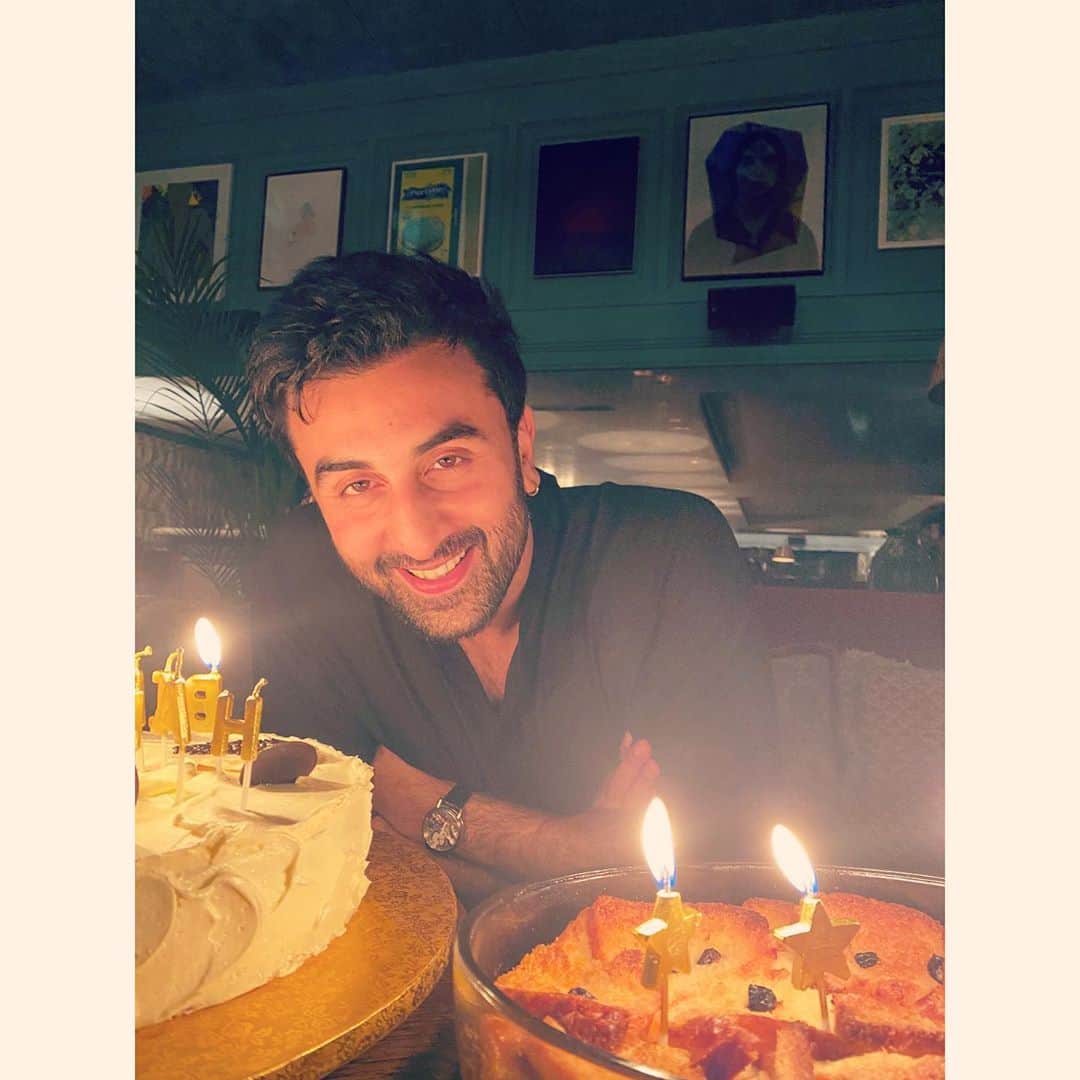 アリア・バットのインスタグラム：「happy birthday 8 ❤️」