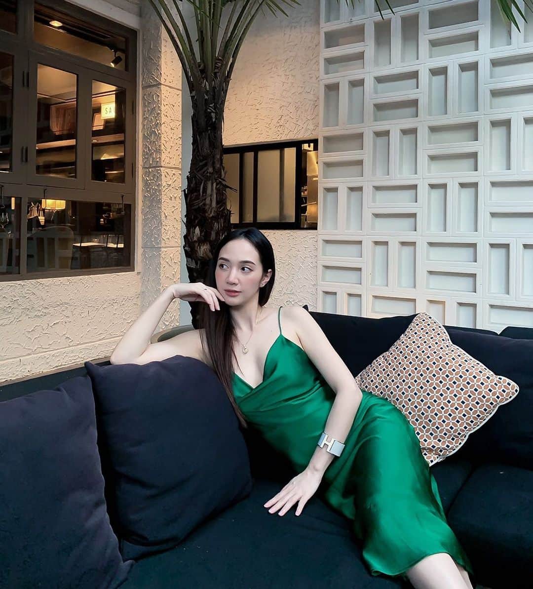 のインスタグラム：「💚 ✨」