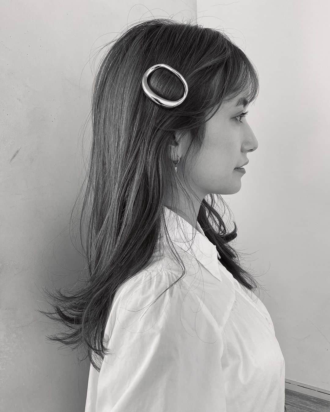 水野星奈のインスタグラム：「@charlottechesnaisjewelry の ヘアアクセ🎀🎀 ・ ・ #charlottechesnais」