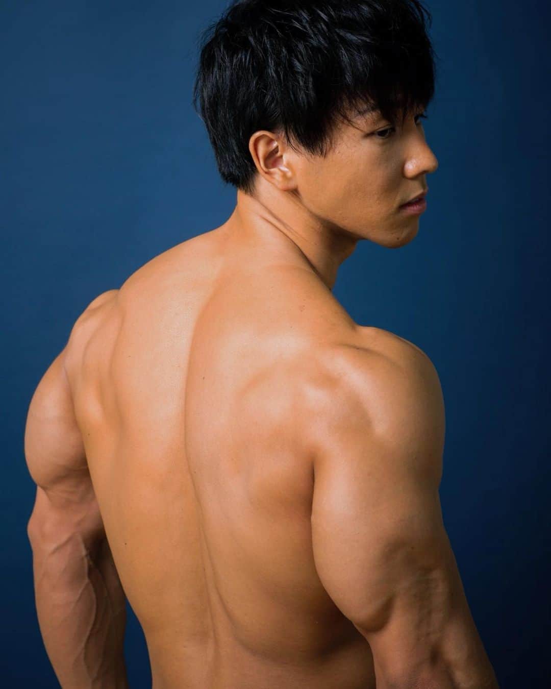 横川尚隆さんのインスタグラム写真 - (横川尚隆Instagram)「9月29日　「芸能人格付けチェック」﻿ に出演します😊﻿ 夜19:00〜 テレビ朝日系列　ABCテレビ﻿ ﻿ とんでもない豪華メンバーで最初から最後までめちゃくちゃ楽しかったです🤤﻿ 一流芸能人で終われるのか、写す価値なしで画面から消えるのか。。🤤﻿ ぜひ見てください🥳﻿  @oreno_tailor  ﻿ ﻿ #bodybuilding#ボディビル#training#workout﻿ #トレーニング#ワークアウト#筋トレ#fitness#フィットネス#筋肉 #腹筋#physique#フィジーク」9月28日 21時34分 - yokokawa_naotaka