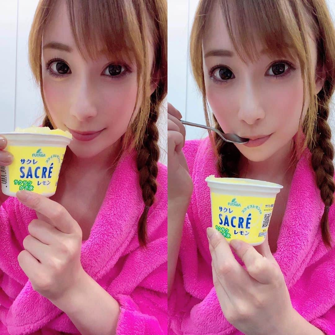 橋本れいかさんのインスタグラム写真 - (橋本れいかInstagram)「.﻿ ﻿ １年中、アイス食べる派🍨💗﻿ ﻿ ୨୧┈┈┈┈┈┈┈┈┈┈┈┈┈┈୨୧﻿ ﻿ Twitter【ReikaHashimoto_ 】﻿ Instagramでは載せられないことも載せてたり..♥﻿ コメントやDMできないためTwitterでリプください(*･ω･*)﻿ .﻿ #橋本れいか#れいか先生#AV女優#セクシー女優#hmp#hmp専属#撮影#DVD#配信#作品#レッドドラゴン#RedDragon#六本木#AVキャバクラ#ポコチャ#ファンティア#ファンクラブ#れいか星#RStar#アイス」9月28日 21時38分 - reikasensei.1023