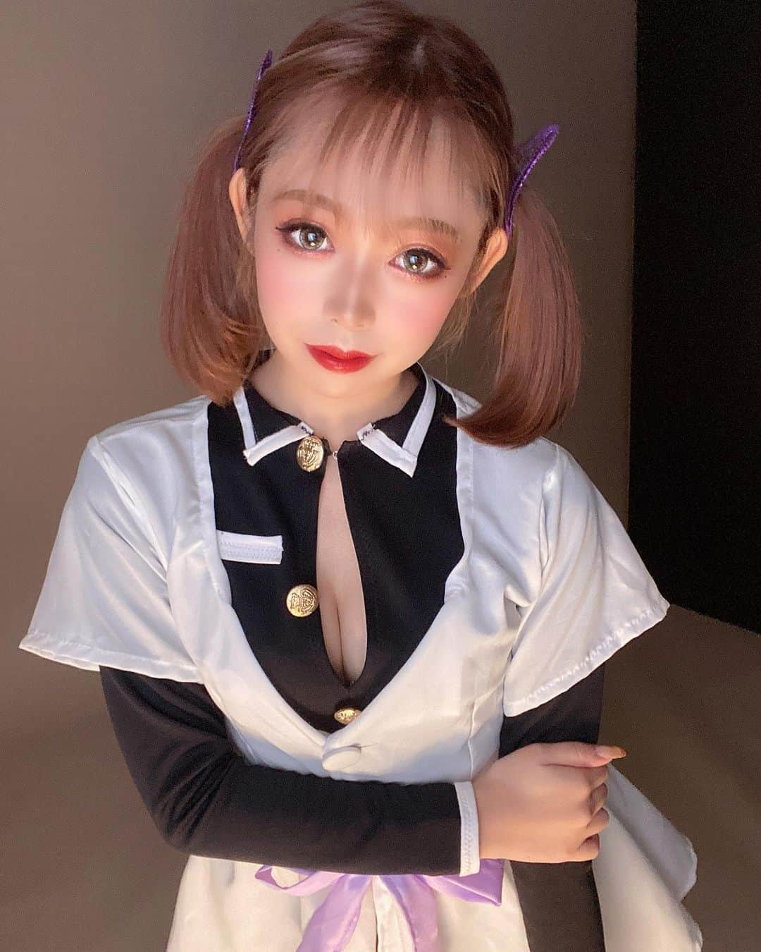 HINAさんのインスタグラム写真 - (HINAInstagram)「﻿ .﻿ 鬼滅の刃のコスプレ🥺﻿ ﻿ 神崎アオイ﻿ ﻿ ひながまさかのツインテール🤣💕﻿ ﻿ #鬼滅の刃 #神崎アオイ #プリティーウーマン #名古屋 #錦 #錦三 #キャバクラ #キャバ嬢 #ショータイム #シャンパン #シャンパンガール #ショーガール #メイク #かわいい #ダンス #コスプレ #撮影 #お酒 #酒ヤクザ #コスメ #大阪 #  飲み屋 #歌舞伎 #北新地 #六本木 #すすきの #ギャル #follow #followme #l4l」9月28日 22時00分 - iam_hina9311