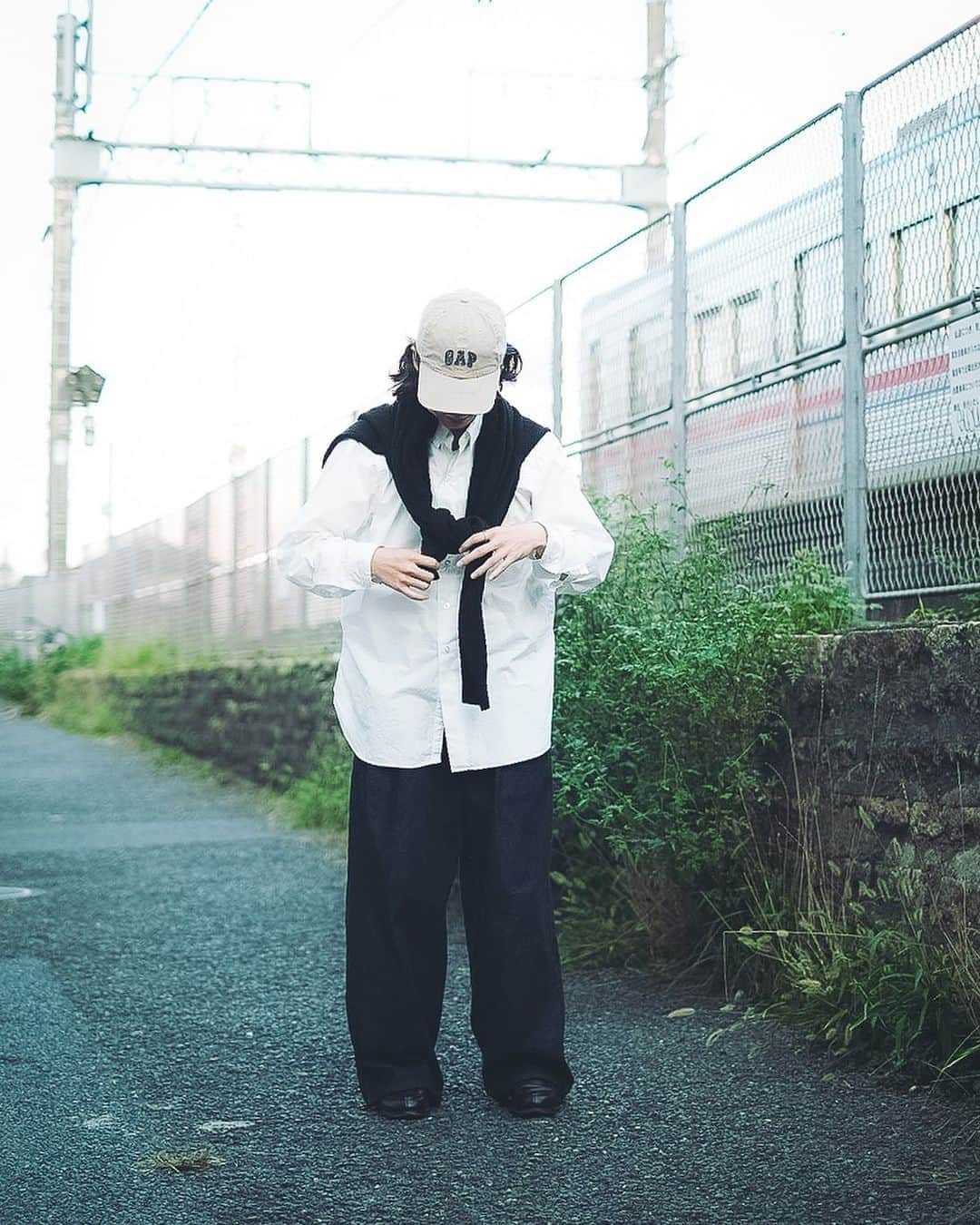 yukiのインスタグラム：「小学生が被ってそうなoldgapと言い難いoldなgap 📸 @a301904」