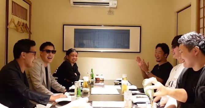 SHOGOさんのインスタグラム写真 - (SHOGOInstagram)「会食 with 朝倉未来。  #朝倉未来  #鬼丸ホーム」9月29日 9時32分 - 175r_official