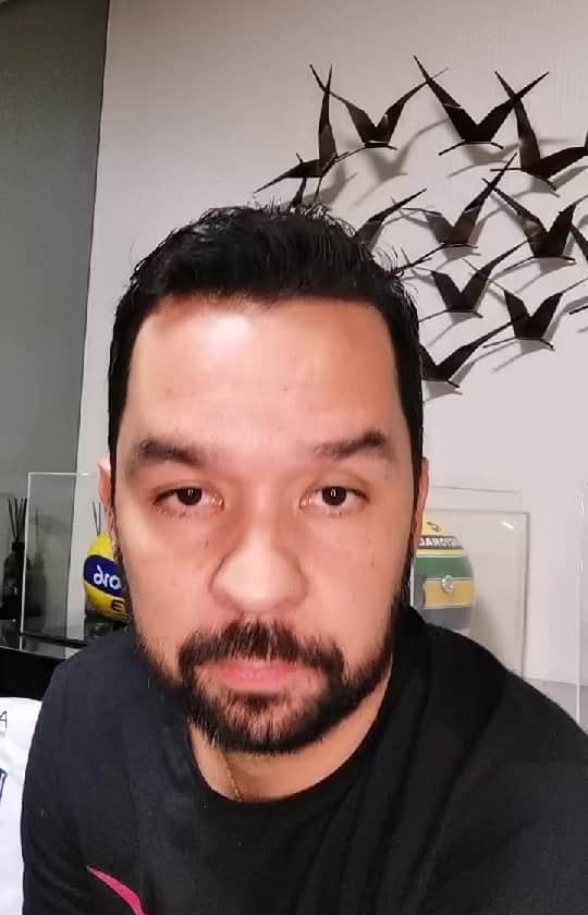 のインスタグラム：「Começamos com dose dupla de magia! Live Mago X Fada @macriscarneiro.」