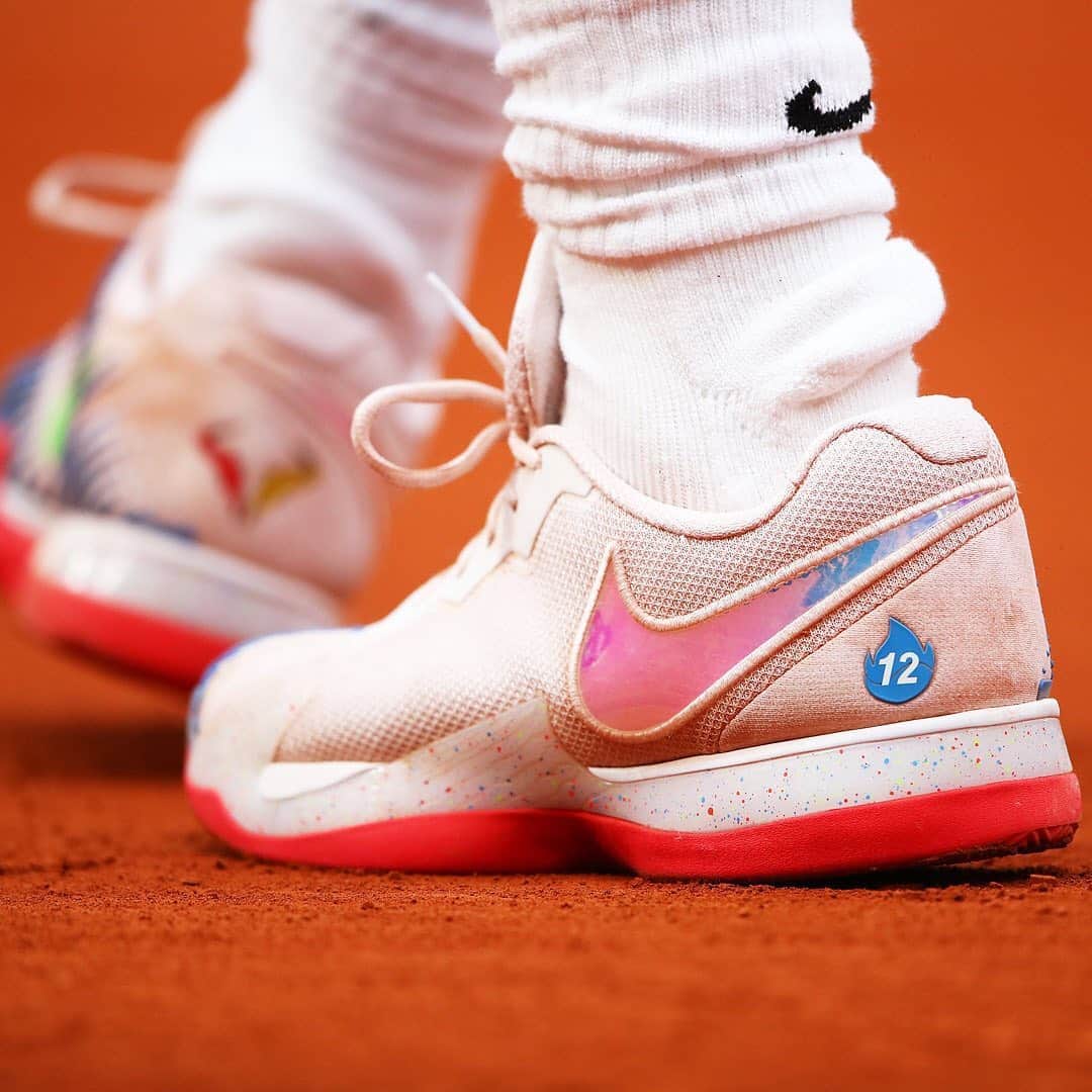ATP World Tourさんのインスタグラム写真 - (ATP World TourInstagram)「Did you forget how many times @rafaelnadal has won @rolandgarros?   He’ll be happy to remind you. 🔥🏆」9月29日 1時52分 - atptour