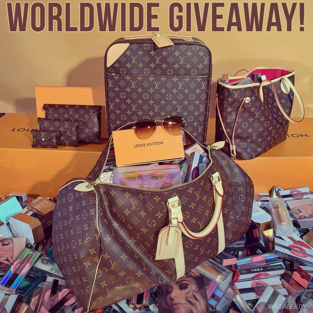 Huda Kattanさんのインスタグラム写真 - (Huda KattanInstagram)「🎈 BIRTHDAY GIVEAWAY TIME!! 🎈 My BDAY is on Friiiiday & I’ve never really been into celebrating it, but this year I am!! I wanted to celebrate with you too! I’m turning 37 and wanted to do a major giveaway!! We’re choosing a TOTAL of 37 WINNERS, 36 WINNERS who will each get all of my current favorite #hudabeauty & #wishful products & 1 GRAND PRIZE WINNER who will get these GORG goodies from @theluxurycloset & full collection of #hudabeauty & #wishful & #kayali (full details on the blog) 🌟 To win, all you have to do is: 👇🏽 1️⃣ Like this post 2️⃣ Tag 5 friends 3️⃣Follow @theluxurycloset & @hudabeauty  ⠀⠀⠀⠀⠀⠀⠀⠀⠀ Contest ends on 5th October & winners will be announced on www.hudabeauty.com on 6th October! Best of luck my loves & please stay safe✨」9月29日 2時09分 - hudabeauty