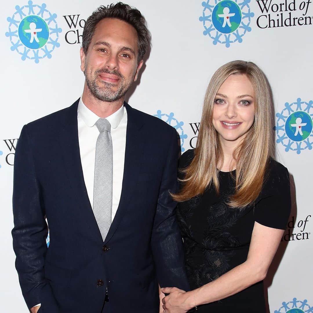 People Magazineさんのインスタグラム写真 - (People MagazineInstagram)「Amanda Seyfried is a mom of two! 🍼 The actress and husband Thomas Sadoski have welcomed their second child, a baby boy, they confirmed in a statement to INARA and War Child USA alongside the first photo of their newborn. ❤️ Tap the link in bio for more sweet details. 📷: David Livingston/Getty Images, @inaraorg」9月29日 2時27分 - people