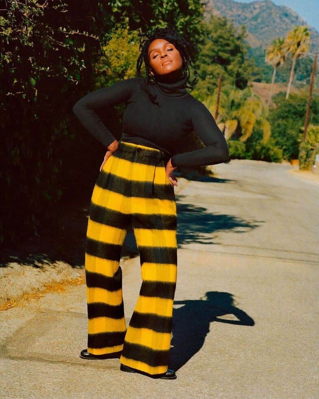 ジャネル・モネイさんのインスタグラム写真 - (ジャネル・モネイInstagram)「🐝j🐝o🐝y」9月29日 2時48分 - janellemonae