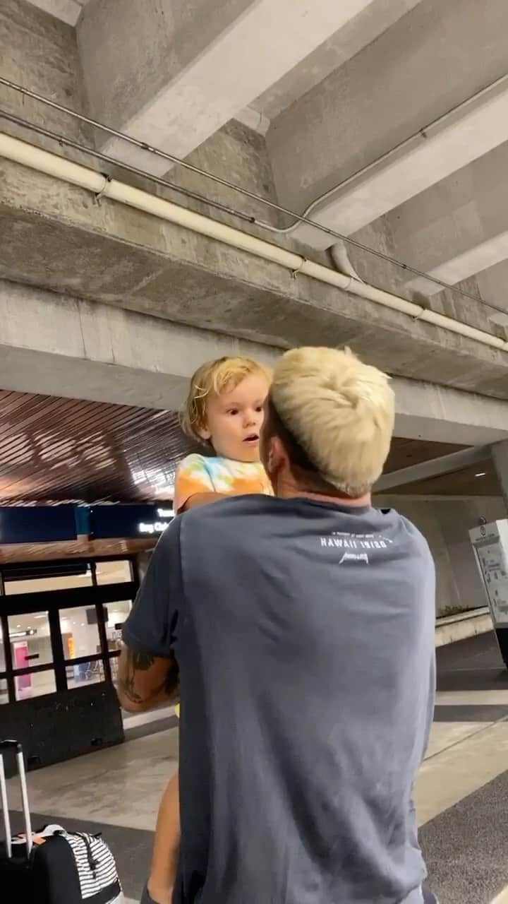 アラナ・ブランチャードのインスタグラム：「The face Banks made once he was in dadas arms☺️ i might of cried a few times making this💙🤣 @jackfreestone」
