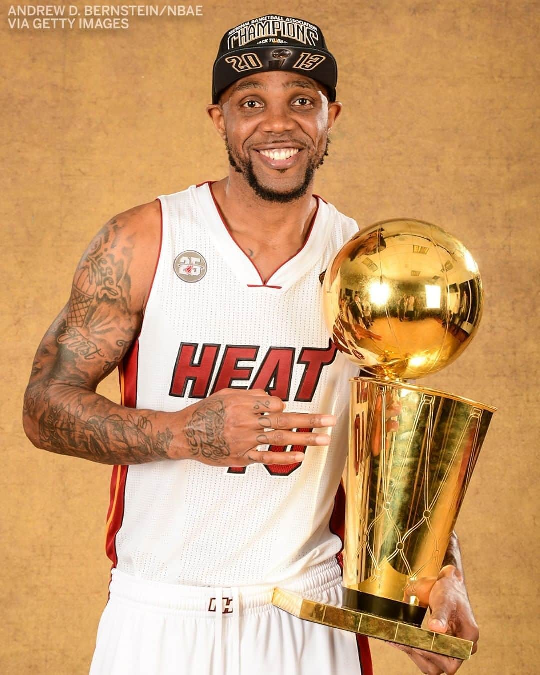 espnさんのインスタグラム写真 - (espnInstagram)「3 decades, 6 NBA Finals appearances for Udonis Haslem 😤」9月29日 3時36分 - espn