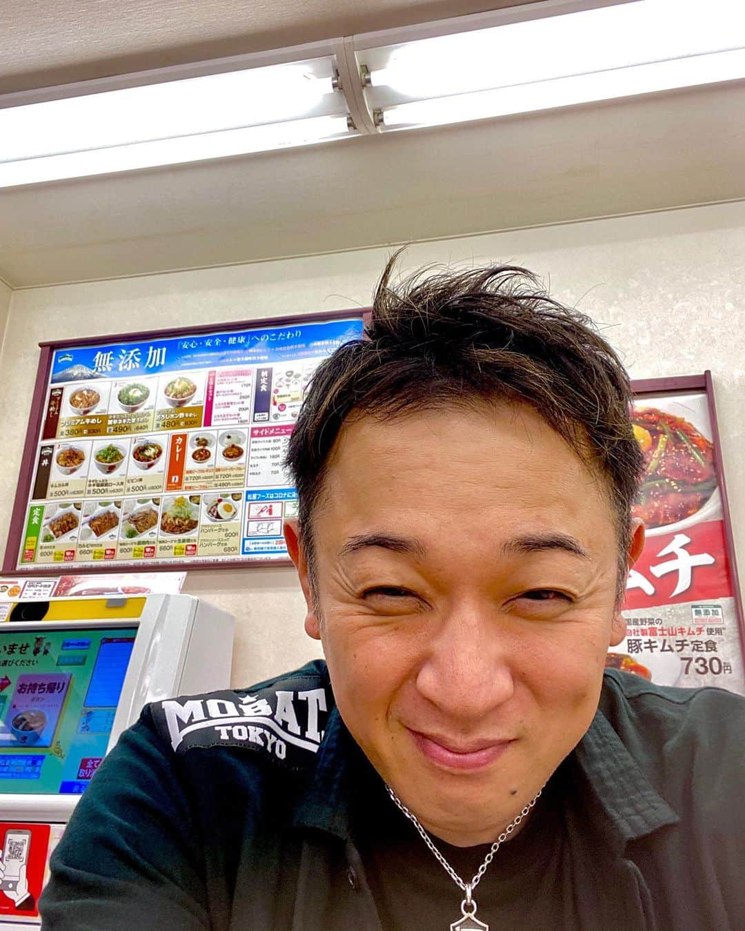 NAOKIさんのインスタグラム写真 - (NAOKIInstagram)「独りで松屋。」9月29日 4時03分 - naoki_10feet