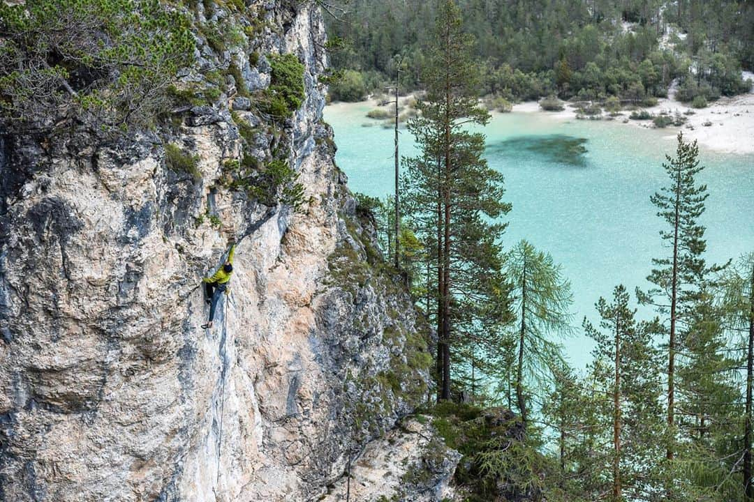 アレックス・メゴスさんのインスタグラム写真 - (アレックス・メゴスInstagram)「Three incredible days in @visitsouthtyrol with @vertical.life.climbing are over and it was definitely not enough time! There still are so many crags to check out and so many routes to do.  If you want to unlock a few more crags on the @vertical.life.climbing app use the code MEGOSINLANDRO.  Looking forward to being back here as soon as possible!   @vertical.life.climbing @visitsouthtyrol @3zinnendolomites  @patagonia_climb @redbullgermany @goretexeu @tenayaclimbing @cafekraft_nuernberg @sterlingrope @dmm_wales @frictionlabs @fazabrushes #stylefirst #carrotsforpower #verticallife #southtyrol #südtirol  Pic @rogger.daniel」9月29日 4時05分 - alexandermegos