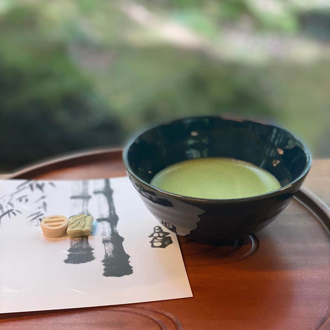 早見優さんのインスタグラム写真 - (早見優Instagram)「A peaceful moment....  #お抹茶 #ほっと一息  #zen #matchatea」9月29日 11時01分 - yuyuhayami