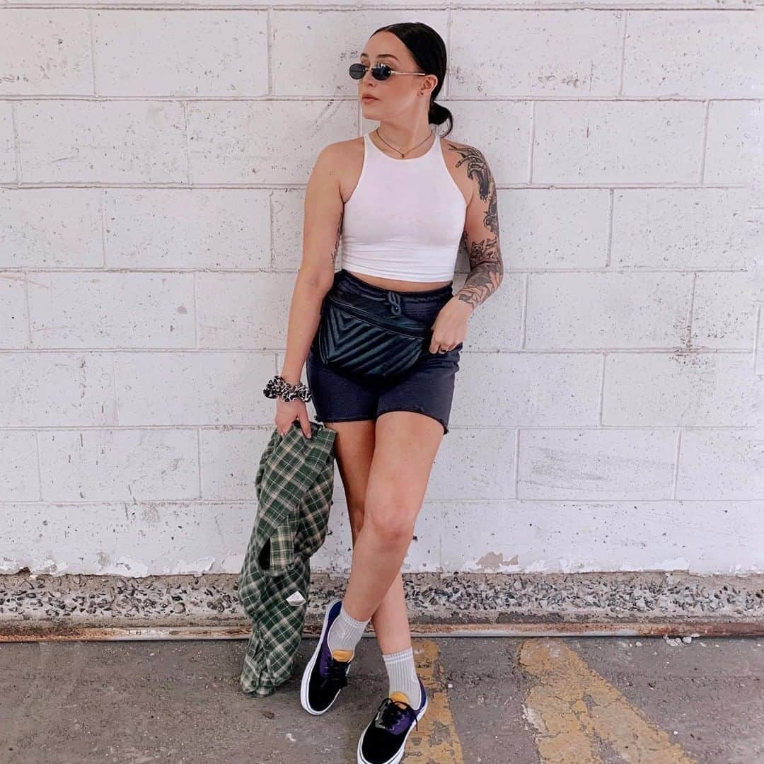 のインスタグラム：「@ashleytsullivan slayed this look in the Cotton Spandex Sleeveless Crop Top. Link in Bio. Tag us for a feature. . . #AmericanApparel #SummerVibes #CropTop」