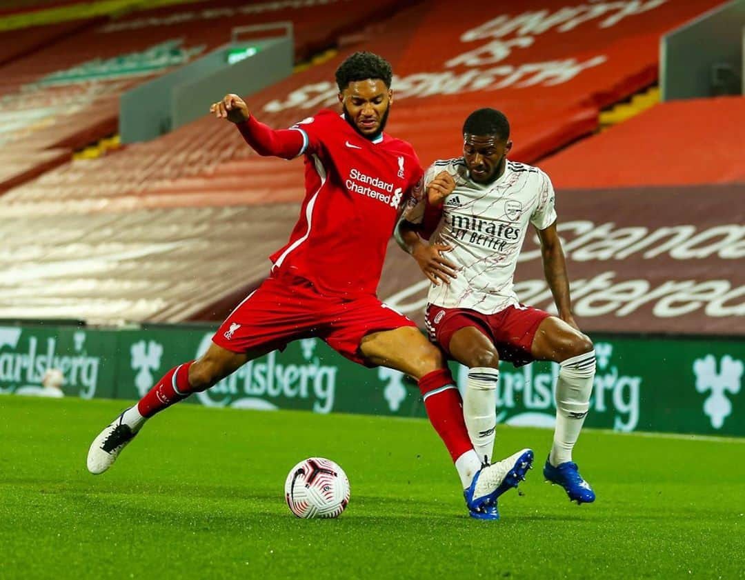 ジョー・ゴメスさんのインスタグラム写真 - (ジョー・ゴメスInstagram)「3 points ✅ Good team performance against tough opposition 💪🏽🔴 #LFC」9月29日 6時47分 - joegomez5