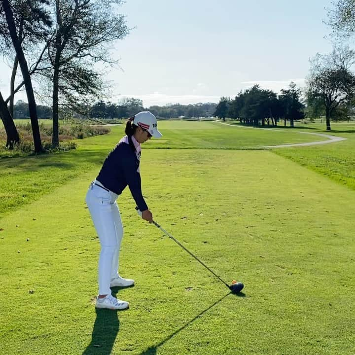 シェラ・チョイのインスタグラム：「🏌️‍♀️  #올만에맘에듬 #lpga  #shopritelpga」