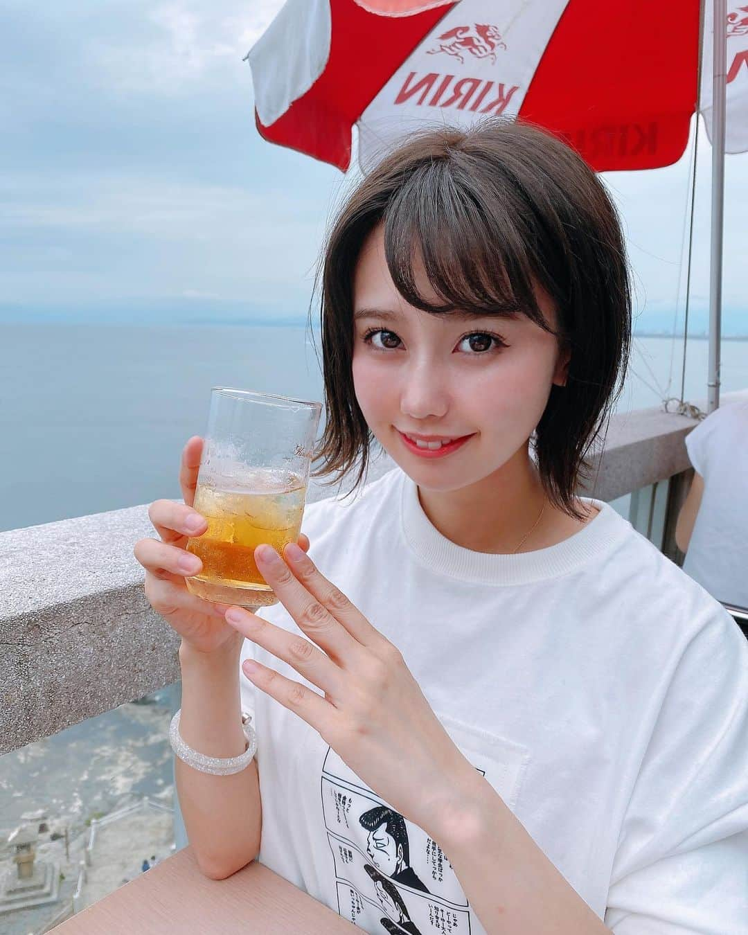 相原美咲さんのインスタグラム写真 - (相原美咲Instagram)「江ノ島でハマグリとビールを食べまくり飲みまくりました  本当に楽しかった  帰りに中華街に寄って またビールもご飯を食べました」9月29日 8時50分 - aiharamisaking