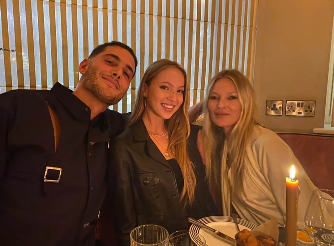 キム・ジョーンズのインスタグラム：「Happy 18 th birthday @lilamoss ❤️❤️❤️」