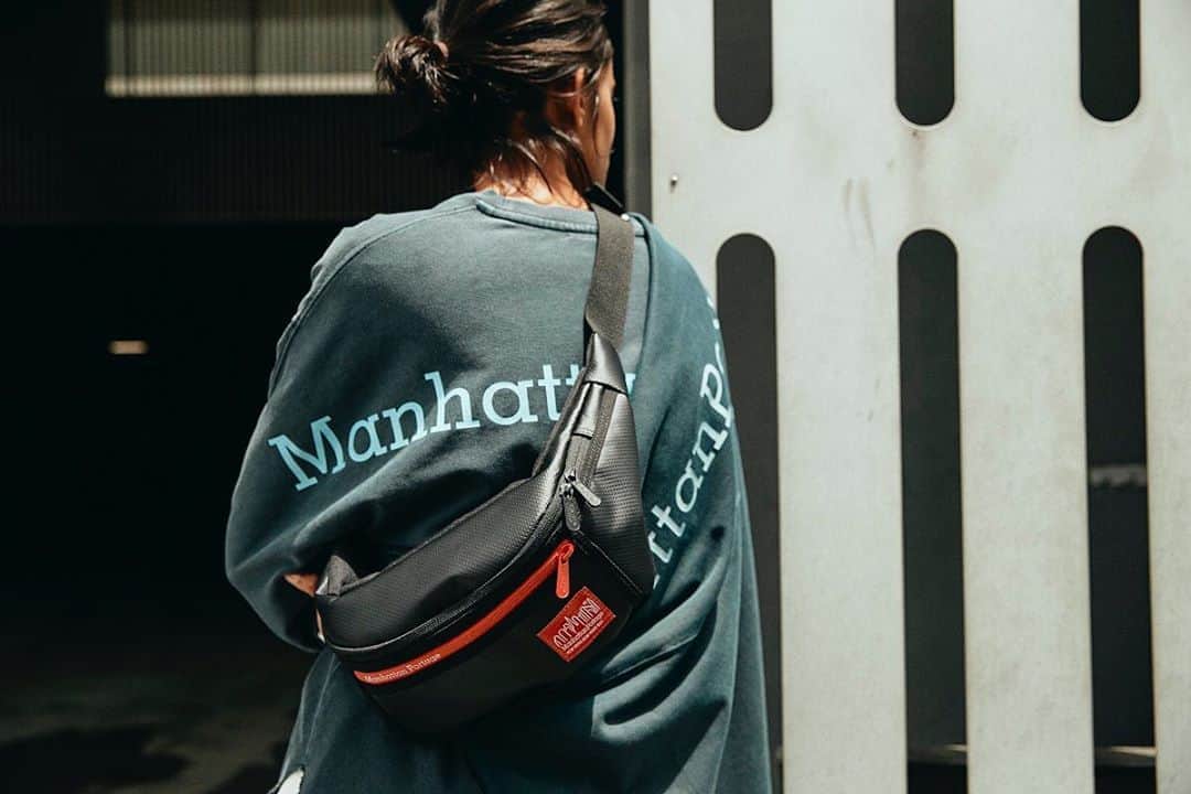 のインスタグラム：「. . 【Ticker Tape】   2020.10.03(sat) on sale   #manhattanportage #newyorktough #NY #NYC #messenger #bag #messengerbag」
