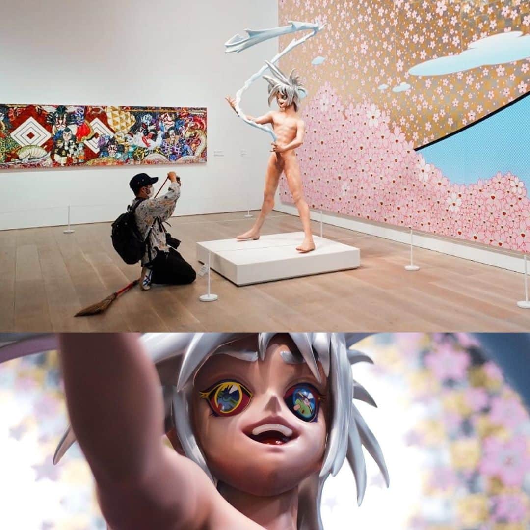 halnoさんのインスタグラム写真 - (halnoInstagram)「誰もいない美術館  #MoriArtMuseum 六本木ヒルズにある森美術館で行われている【STARS展:現代美術のスターたち】を特別に撮影（halnoとコラボ）させていただきました。 ・ 国際的に活躍し、今日、多様な地域や世代から高い評価を得るアーティスト6名の展示。 草間彌生さん、李禹煥（リ・ウファン）さん、宮島達男さん、村上 隆さん、奈良美智さん、杉本博司さん6名、まさにスーパーSTARS、こんな超大物アーティストが一堂に会する、壮観かつ圧巻の展覧会はなかなかお目にかかれません。 幸せな空間でした。 ・ The exhibition features six internationally active artists representing Japan who are highly regarded by various regions and generations. The other day I photographed them in an empty room at the Mori Art Museum.  ・ ・ #森美術館#未来と芸術展 #emptymoriartmuseum  ・ 超サンクス @dodanuki_shinichiro （森美術館広報・プロモーション担当） @kenta_soyoung （友達。少し痩せた方が良いよ） ・ #展示会場に箒を持って入場したら怒られるので注意ね。」9月29日 19時43分 - halno