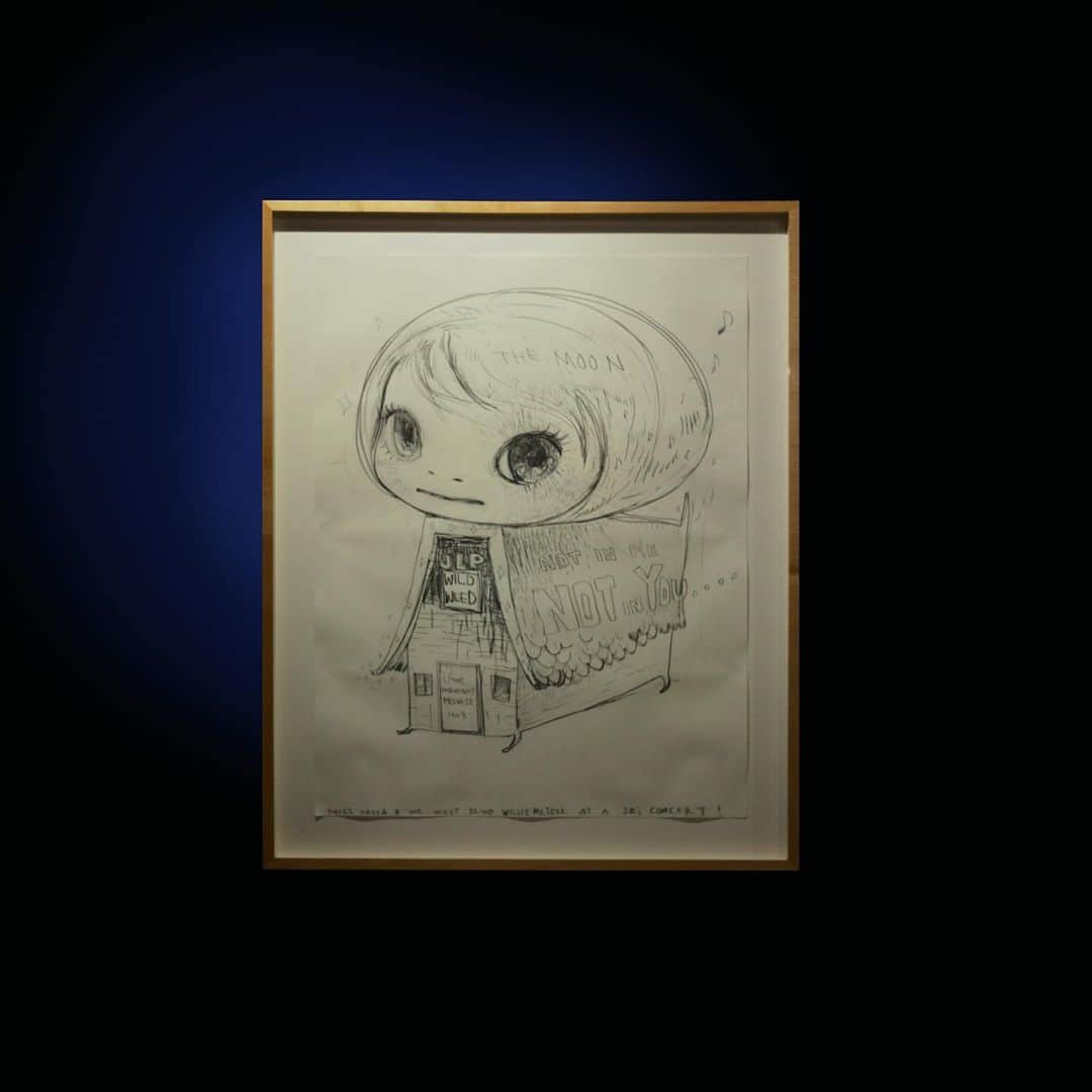 halnoさんのインスタグラム写真 - (halnoInstagram)「誰もいない美術館  #MoriArtMuseum 六本木ヒルズにある森美術館で行われている【STARS展:現代美術のスターたち】を特別に撮影（halnoとコラボ）させていただきました。 ・ 国際的に活躍し、今日、多様な地域や世代から高い評価を得るアーティスト6名の展示。 草間彌生さん、李禹煥（リ・ウファン）さん、宮島達男さん、村上 隆さん、奈良美智さん、杉本博司さん6名、まさにスーパーSTARS、こんな超大物アーティストが一堂に会する、壮観かつ圧巻の展覧会はなかなかお目にかかれません。 幸せな空間でした。 ・ The exhibition features six internationally active artists representing Japan who are highly regarded by various regions and generations. The other day I photographed them in an empty room at the Mori Art Museum.  ・ ・ #森美術館#未来と芸術展 #emptymoriartmuseum  ・ 超サンクス @dodanuki_shinichiro （森美術館広報・プロモーション担当） @kenta_soyoung （友達。少し痩せた方が良いよ） ・ #展示会場に箒を持って入場したら怒られるので注意ね。」9月29日 19時43分 - halno