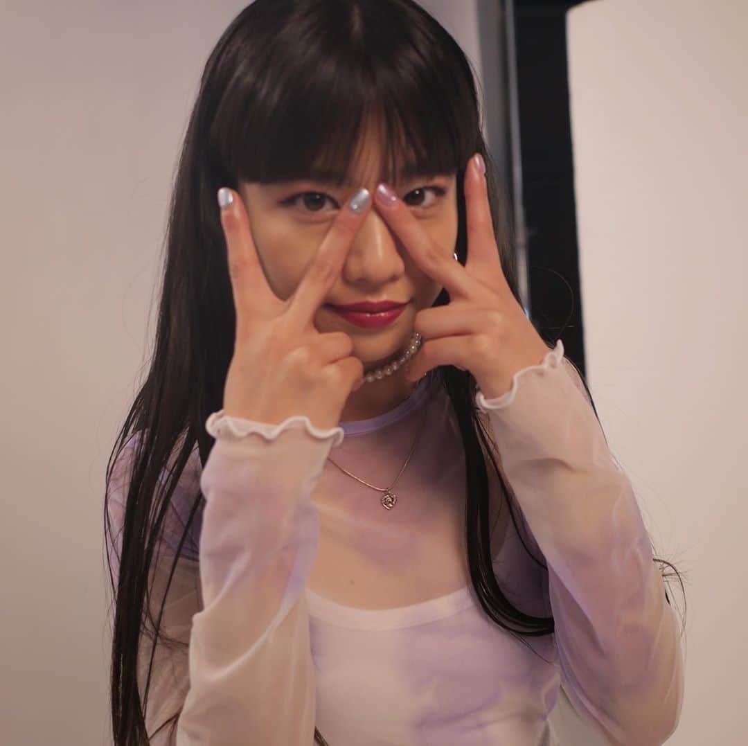 Fakyさんのインスタグラム写真 Fakyinstagram ヴィセオフショット公開 ダブル裏ピース はやるといいな Vivi Vivi Mag Official ヴィセ Visee Kose Fakyのコラボムービーオフショットを公開 もう ムービーはチェックしてくれたかな