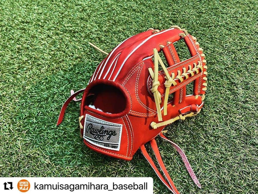 Rawlings Japanさんのインスタグラム写真 - (Rawlings JapanInstagram)「#Repost @kamuisagamihara_baseball with @make_repost ・・・  新商品のご紹介‼️﻿ ﻿ ローリングス硬式グラブ﻿ RGGC店限定✨﻿ HOH JAPAN ﻿ ・GHXFHJR64(サイズ11.5)﻿ ・GHXFJR80(サイズ13)﻿ ・¥47,700+税﻿ ﻿ 各ポジション別に素材を追求。﻿ 投手と野手ではグラブの動きが異なるだけ芯、革を各ポジションに適した素材でグラブを設計！﻿ ﻿ 非常に捕球しやすく安心感があります⚾️﻿ ﻿ グラブをはめていただき体感してみてください🙇🏻‍♂️﻿ ﻿ #スポーツカムイ﻿ #スポーツカムイ相模原店﻿ #大学野球 #高校野球 #中学野球 #少年野球 #草野球﻿ #野球 #ベースボール #ソフトボール﻿  #BSS #RGGC #ミズノ #アシックス #ゼット #SSK #ローリングス @rawlings_japan_llc」9月29日 12時05分 - rawlings_japan_llc