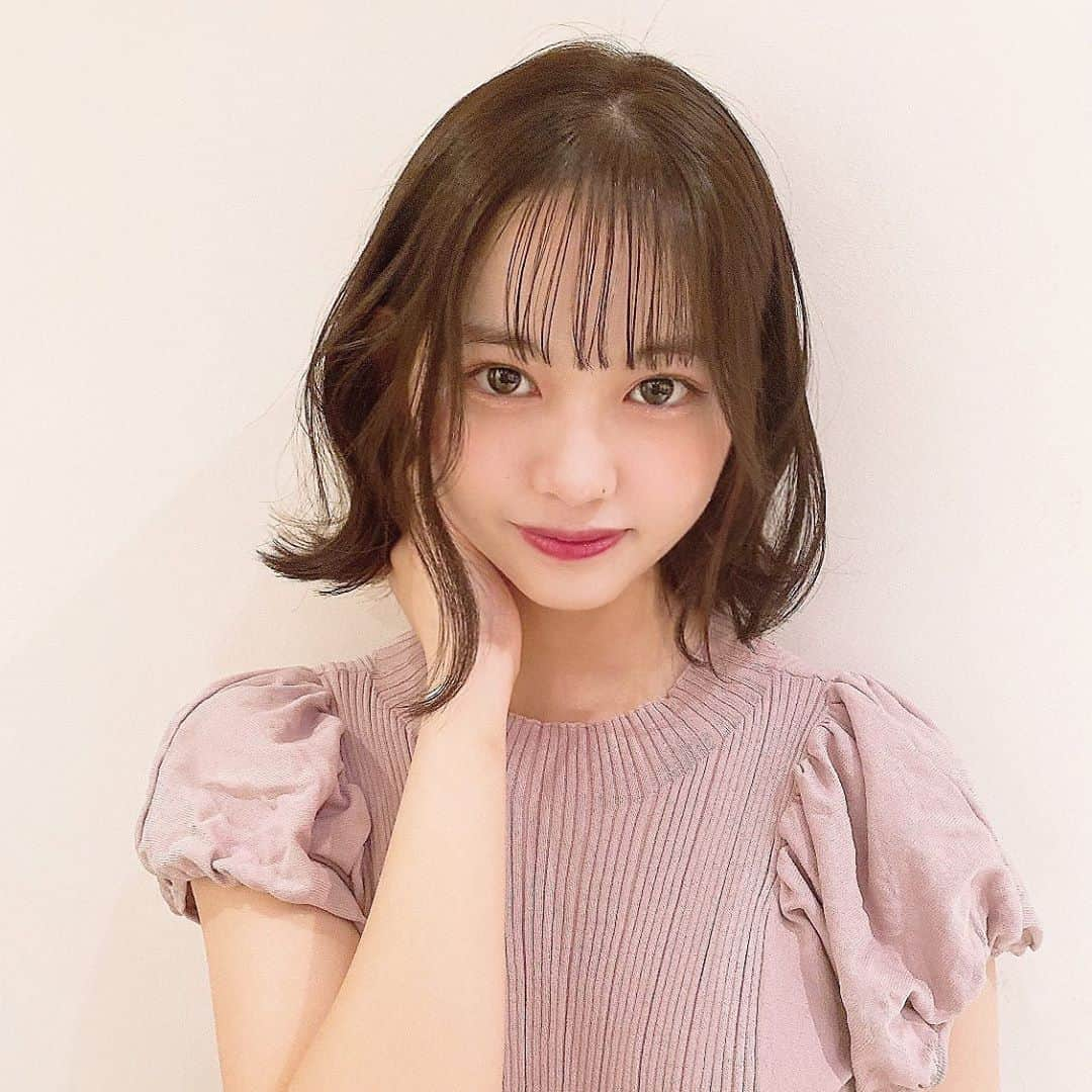 上水口姫香さんのインスタグラム写真 - (上水口姫香Instagram)「先日髪の毛可愛くしてもらいました🥰  いつも行っている美容室さん😳  #渋谷deco #外ハネボブ #ボブ #そとはねボブ」9月29日 13時22分 - hime___k