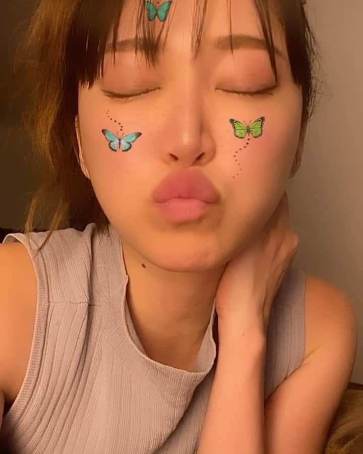 DJ mariennuのインスタグラム：「あれ？って思ったら 深呼吸。 気がついたら 深呼吸。 胸を大きく広げて 深呼吸。」