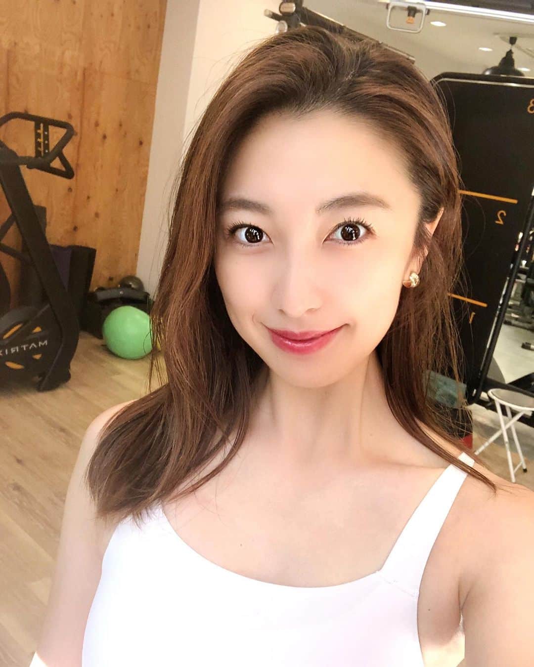 金田彩奈のインスタグラム：「@topform_ebisu 🏋🏻‍♀️🖤」