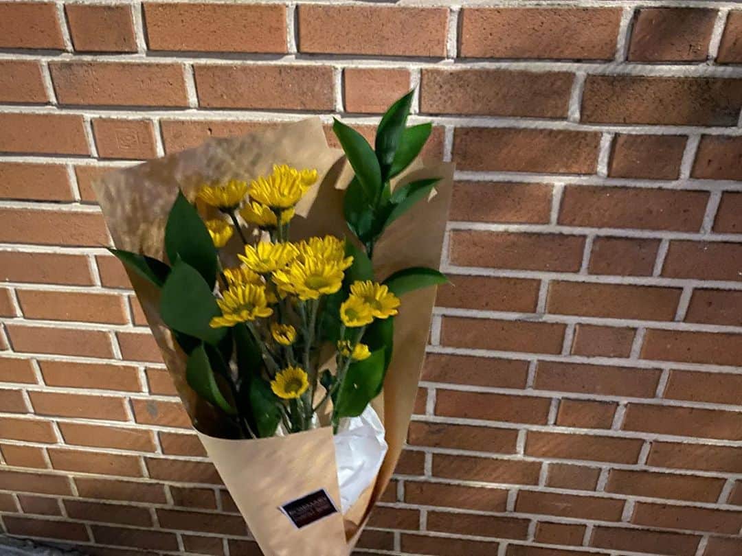 高田健太（KENTA）のインスタグラム：「🌼🍃」