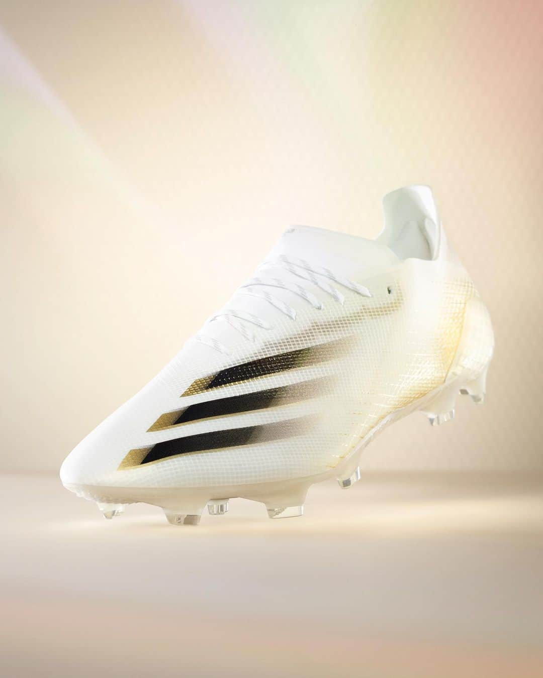 adidas Footballさんのインスタグラム写真 - (adidas FootballInstagram)「Laced to fly.   Tap to shop the all new adidas X Ghosted.1 now.  #Football #Soccer #adidasFootball」9月29日 17時00分 - adidasfootball