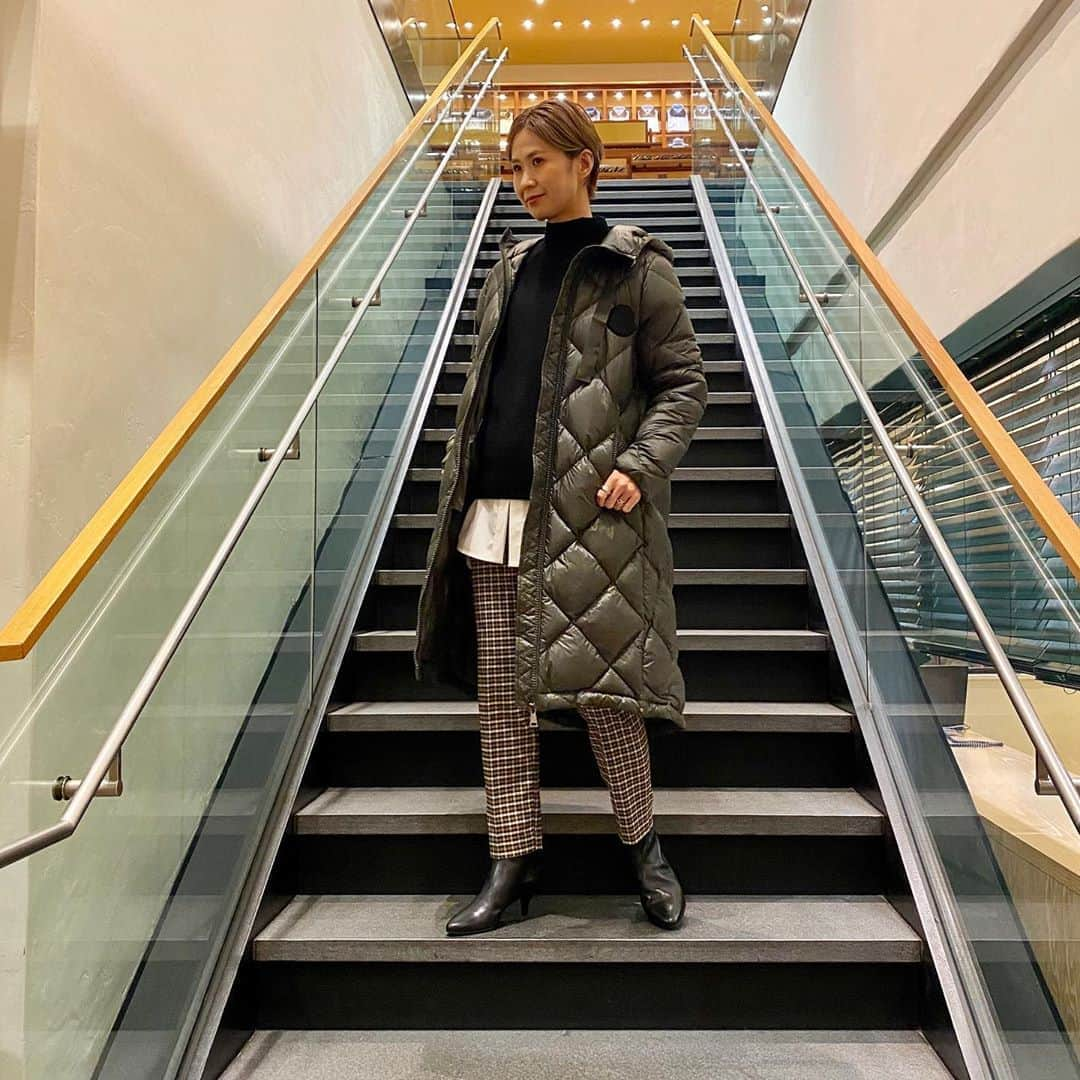 ビームス金沢さんのインスタグラム写真 - (ビームス金沢Instagram)「STAFF STYLING   #BEAMS#DemiLuxeBEAMS#ATouchofLuxe#ishikawa#kanazawa#japan#moncler#モンクレール#beams金沢#ootd#デミルクスビームス#石川#金沢#日本#ビームス金沢」9月29日 17時04分 - beams_kanazawa