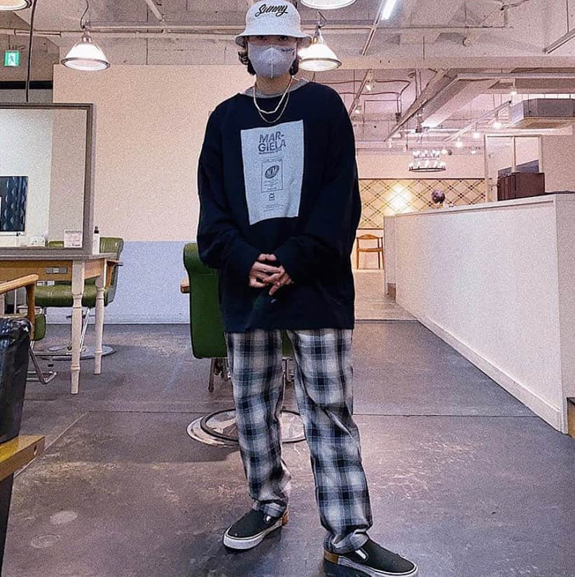 Gu ジーユー さんのインスタグラム写真 Gu ジーユー Instagram Gu Menシェフパンツコーデをpick Up 柄アイテムを選ぶなら チェックが良い トレンドライクなチェック柄が とっても良い感じです テーパードシルエットだから キレイにはけるのも嬉しい