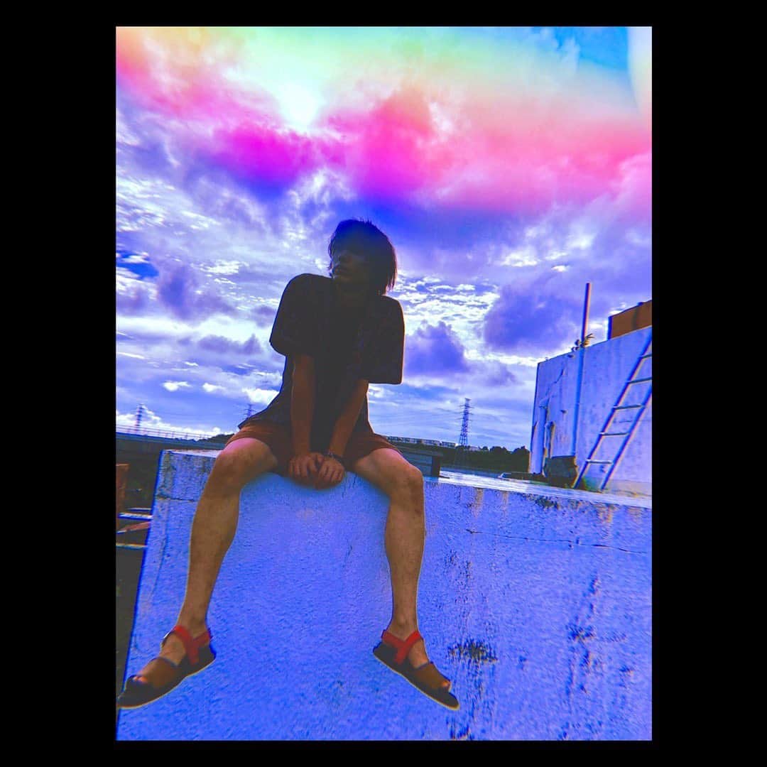 のインスタグラム：「good bye summer!!  #okinawa #photo #shoristagram #しょりすたぐらむ #近藤頌利」