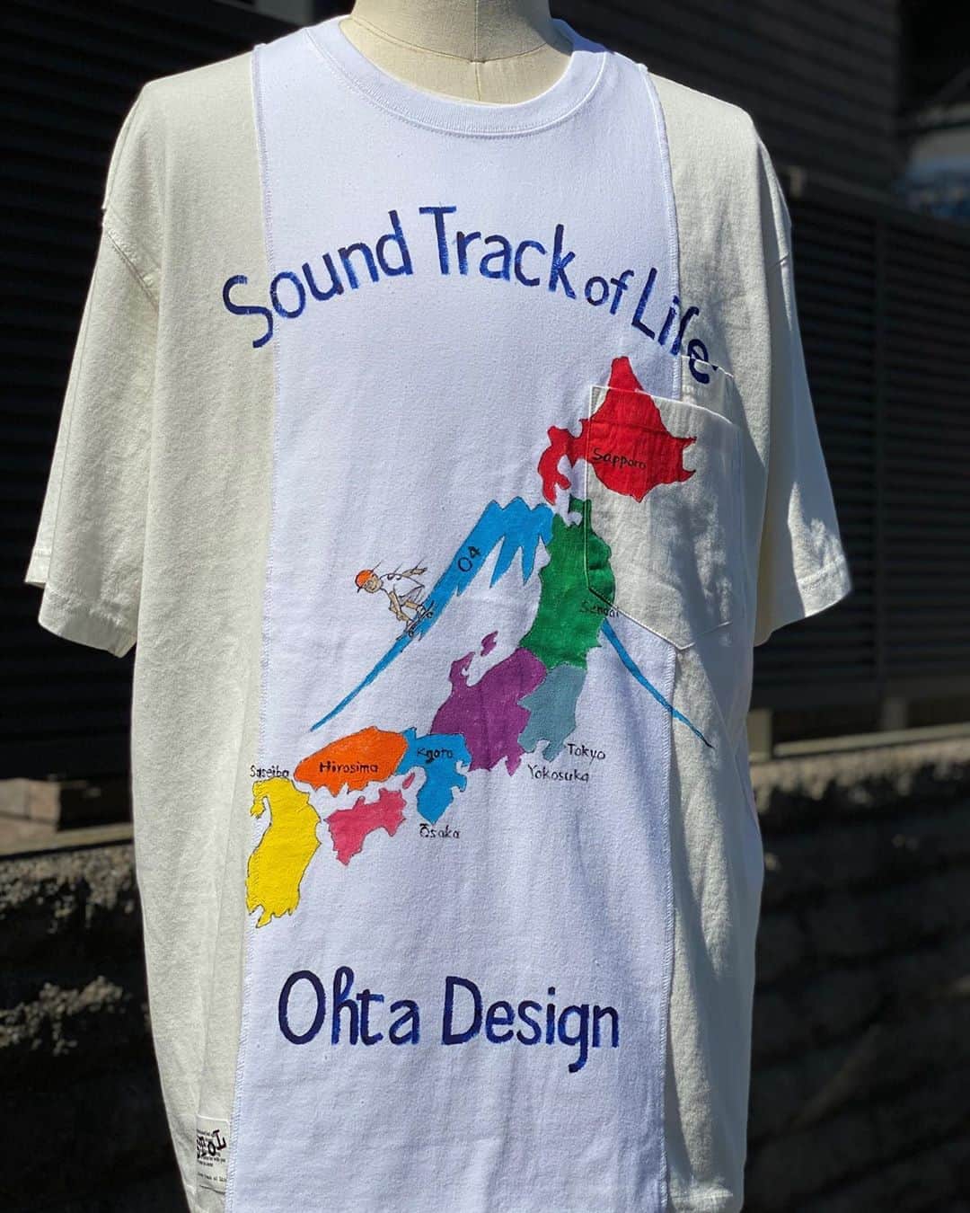 SToL 〜Sound Track of Life〜のインスタグラム：「﻿ ﻿ ////SToL 10count////﻿ ﻿ ==============================﻿ #SToL #stol #soundtrackoflife #stol_official ﻿ #street #mode #standard﻿ #men #unisex #fashion ﻿ #art #design #culture ﻿ #japan #tokyo #newyork #brooklyn #bushwick ﻿ #東京 #メンズブランド #ファッション ﻿ #photooftheday #style #lifestyle #cool ﻿ #handpaint #ハンドペイント #リメイク ﻿ #10count ﻿ ==============================﻿ ﻿ ﻿ PRESS﻿ @shintarofujiwara﻿ ﻿ ﻿ HP﻿ http://stol-fcp.com﻿ ﻿」