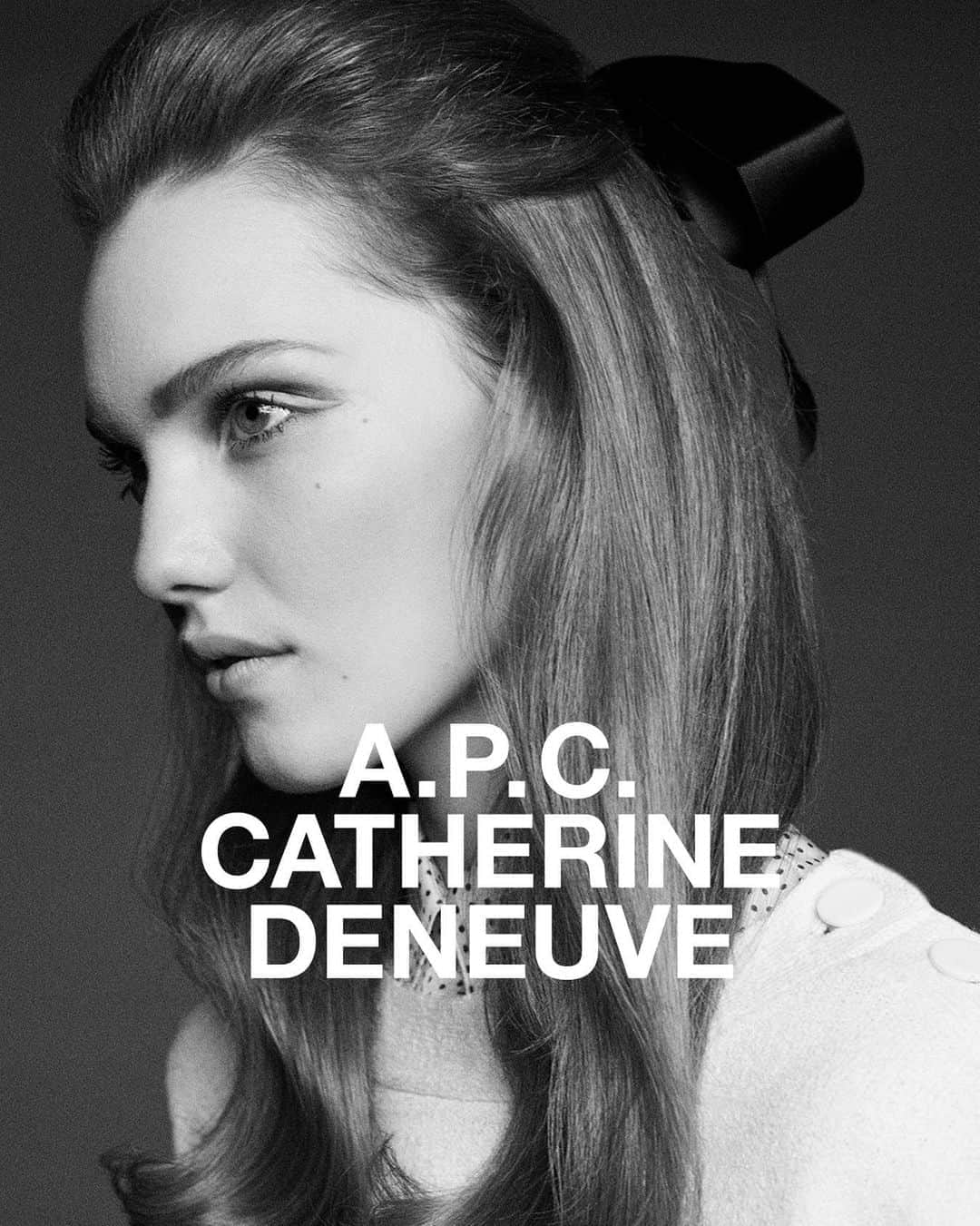 アーペーセーのインスタグラム：「A.P.C. Catherine Deneuve interaction # 7 ⠀ ⠀ A.P.C. gave Catherine Deneuve total creative freedom and access to its workshop and fabrics, inviting her to express her vision of chic, touched with whimsy.⠀ ⠀ A.P.C. C.D. label, the pieces revolve around two main silhouettes: a dark navy wool suit and a khaki jacket and skirt ensemble. The two silhouettes can be completed with a white shirt with red polka dots or a dark green paisley print blouse. ⠀ ⠀ Available in stores and at apc.fr ⠀ ⠀ Photography: @karimsadli ⠀ Artistic direction and styling: @suzannekoller ⠀ ⠀ #APC #APCxCatherineDeneuve #CatherineDeneuve #Interaction7 #APCFW20⠀」