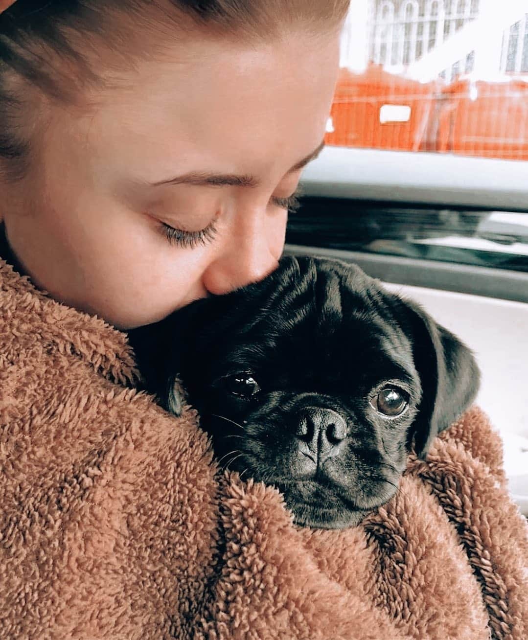 ケリー・イングラムのインスタグラム：「ur my cuppycake gumdrop💓💓」