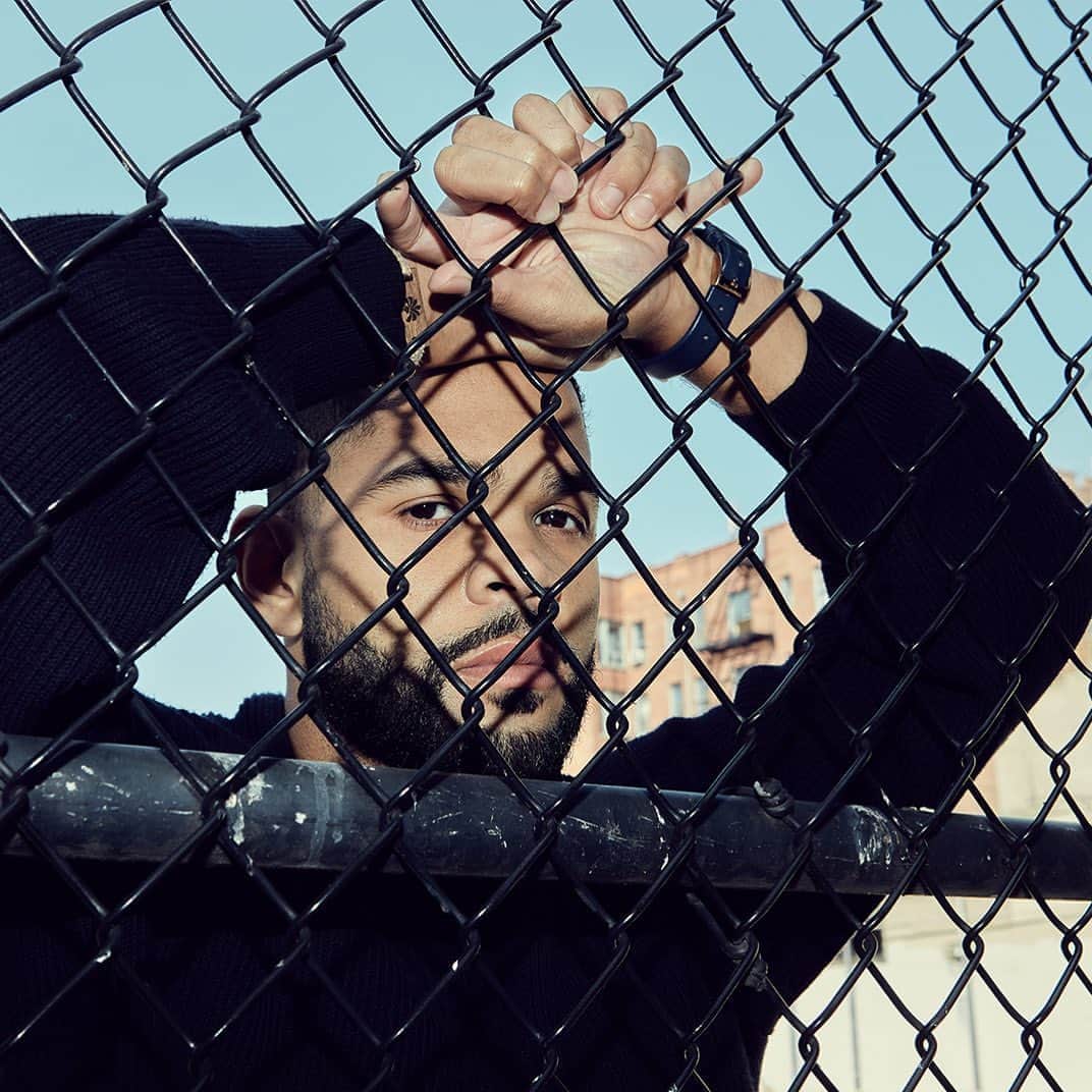 ディジョン・タルトンのインスタグラム：「Released myself from my self-imposed cage....  📷 @_harvey_jackson」