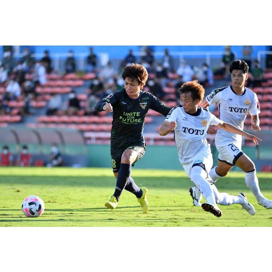 小池純輝さんのインスタグラム写真 - (小池純輝Instagram)「. 🆚ギラヴァンツ北九州 #jleague #jリーグ #jfa #j2 #東京ヴェルディ #tokyoverdy #verdy #verdyfamily #soccer #football⚽ #football #footballplayer #サッカー #フットボール #サッカー好きな人と繋がりたい #サッカー好きな人と繋がりたい #小池純輝 #19 #⚽️ #東京 #tokyo #athleta #ギラヴァンツ北九州 #味の素フィールド西が丘」9月29日 20時34分 - junki_koike