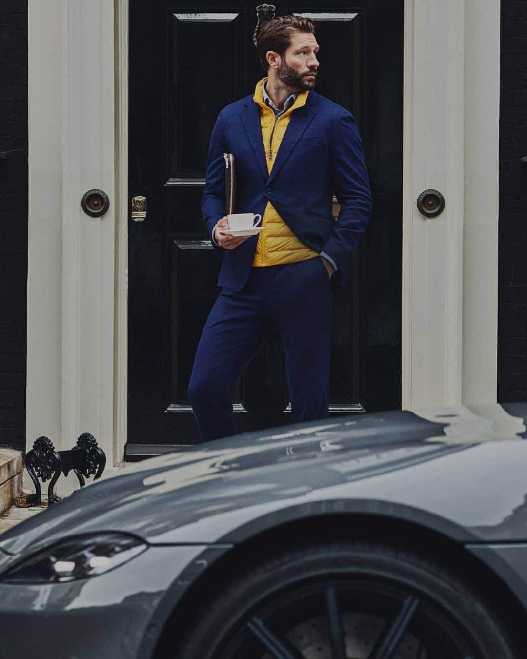 ハケットのインスタグラム：「For a point of difference this autumn, why not try one of our pop colour gilets? Available in a wide range of colours, they’re the perfect pieces to layer up this season. #STAYHackett」
