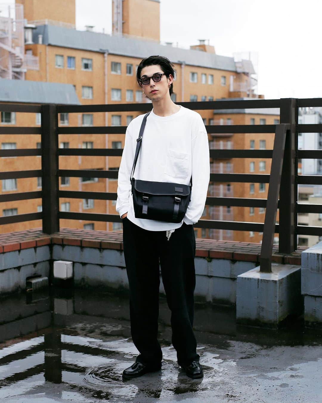 Droptokyoさんのインスタグラム写真 - (DroptokyoInstagram)「TOKYO STREET STYLE⁣⁣ ⁣ Name: @claude0417  Bag: @mp_japan_blacklabel  #manhattanportageBLACKLABEL#newyorktough#pr#streetstyle#droptokyo#tokyo#japan#streetscene#streetfashion#streetwear#streetculture#fashion#ストリートファッション#コーディネート⁣⁣⁣ Photography: @kyoheihattori」9月29日 21時03分 - drop_tokyo